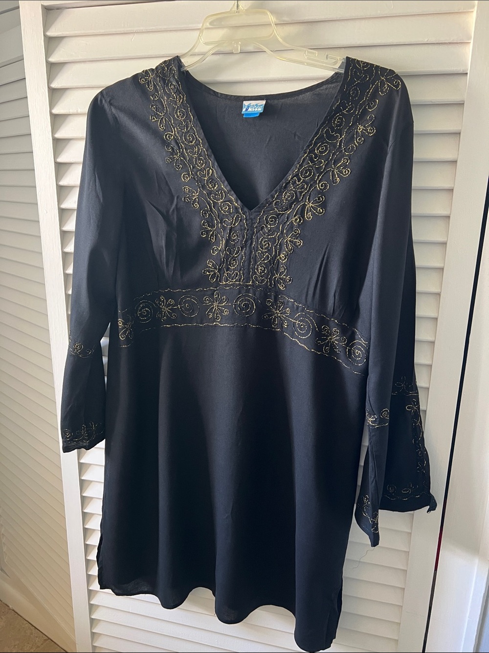 Soaked Women’s Black V-Neck Swim Coverup with Gold Embroidery size XL